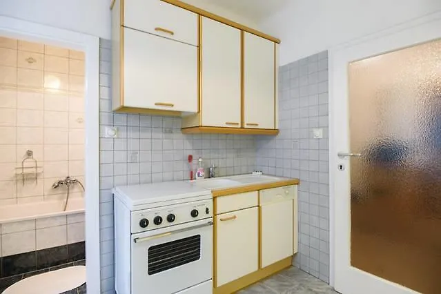 Family Apartment Am Roter Hof Wien