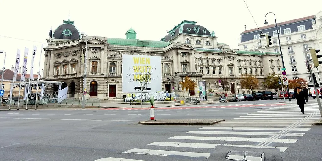 Family Apartment Am Roter Hof Vienna Austria